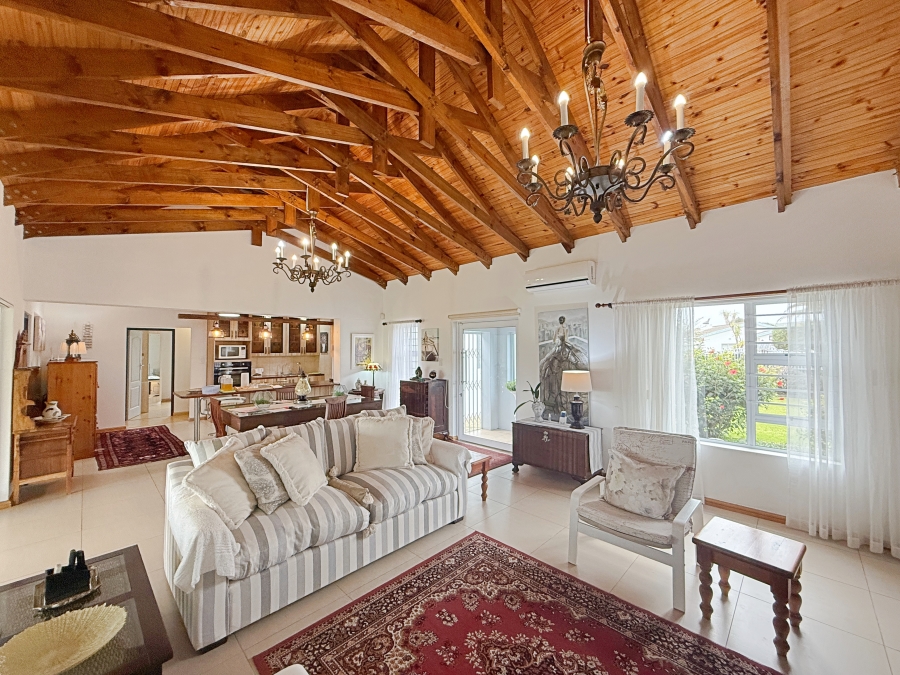 4 Bedroom Property for Sale in Country Club Western Cape